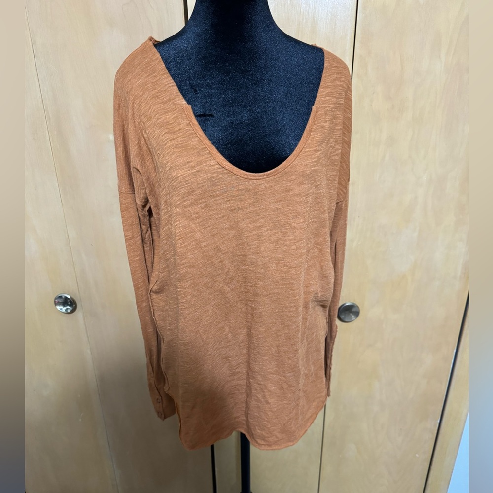 Free People - Slightly oversized long sleeve shirt - size extra small